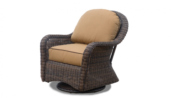 All Weather Resin Wicker Lounge Club Chair Patio Furniture Outdoor Living Sunbrella Oakville Mississauga Burlington Vaughan Toronto Georgetown Hamilton Caledon Umbrella Cantilever traditional patio